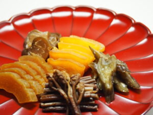 創業100年超の老舗漬物屋が仕掛けた「100年ぶりの新商品」が異次元過ぎて日本一に輝いた件！