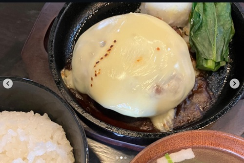 【西蒲区巻】水泳コーチから料理人に！？「居酒屋 さん」絶品ランチ「チーズハンバーグ定食」おすすめ